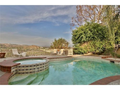 19891 Vista Hermosa Dr, Walnut CA  91789-1736 exterior