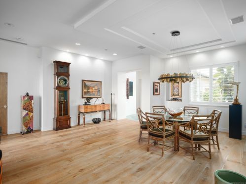1355 Ravean Ct, Encinitas CA  92024-6204 exterior