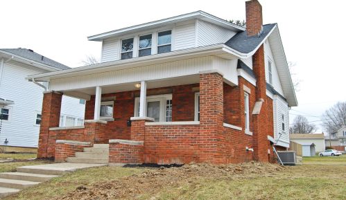 416 Park St, Bellefontaine OH  43311-2448 exterior