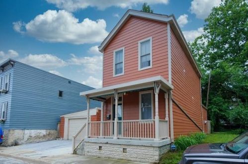 828 Perry St, Covington, KY 41011-1251