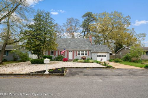 459 Newport Rd, Lacey NJ  08731-4809 exterior