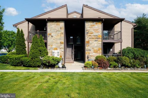 20 Gena Ct, Trenton, NJ 08690-3621
