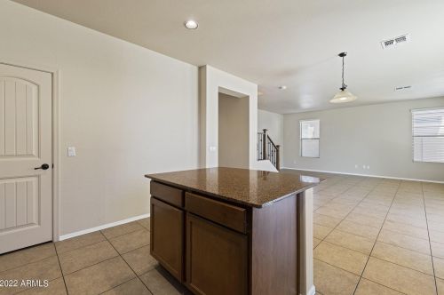 4031 Torrey Pne Ln, Chandler AZ  85249-3871 exterior
