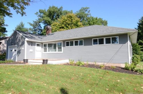 123 Barry Rd, Manchester, CT 06042-3369