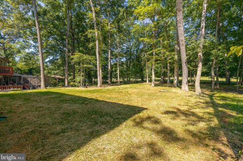 418 Birdie Rd, Locust Grove, VA 22508-5225