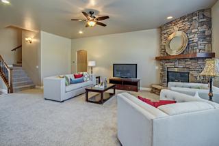 973 Grey Pebble Way, Pearl ID  83616-4179 exterior