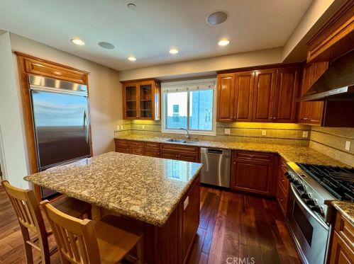 208 Calle Miramar, Redondo Beach CA  90277-6206 exterior