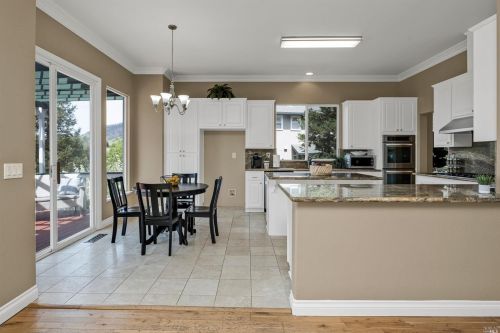 5743 Owls Nest Dr, Santa Rosa CA  95409-4350 exterior