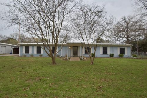 187 Lakewood Dr, Chita, TX 75862-8641