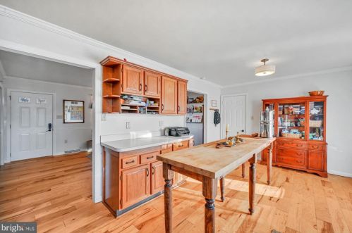 60 Aspen Dr, Mount Joy PA  17552-9512 exterior