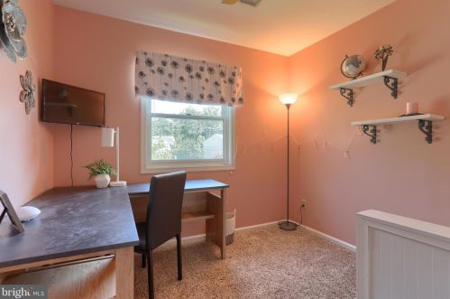 9148 Joyce Ln, Hummelstown PA  17036-9299 exterior