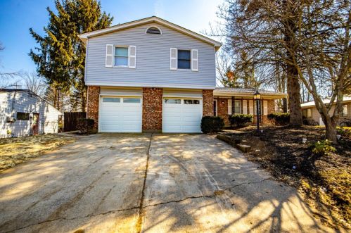 2174 8 Mile Rd, Cincinnati, OH 45244-2634