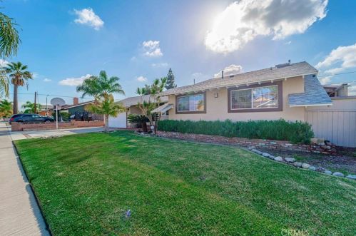 2810 Stonybrook Dr, Anaheim, CA 92804-3930