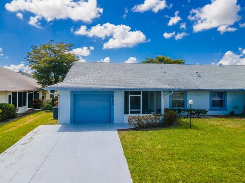 5292 Garrett Ln, West Palm Beach, FL 33417-1228