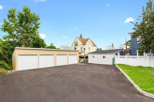 248 Terrace Ave, Mount Vernon NY  10550-1011 exterior