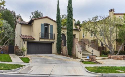 28 Climbing Vine, Irvine CA  92603-0200 exterior