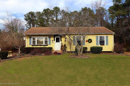 528 Continental Ave, Berkeley Township, NJ 08721-2747