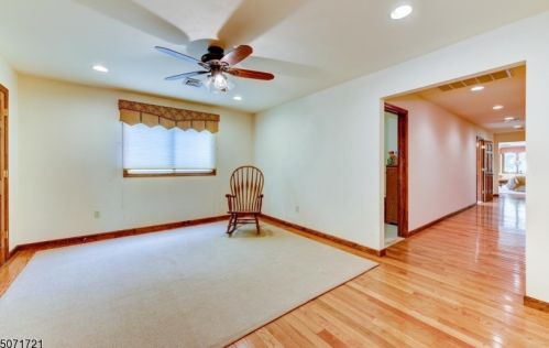 180 Cowperthwaite Rd, Bedminster NJ  07921-2904 exterior