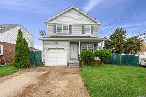 4 Howard Ave, New Hyde Park, NY 11040-3511