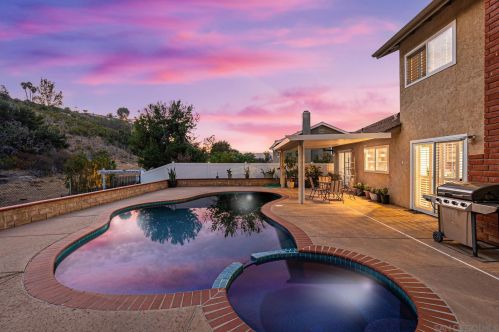 6771 Tuxedo Rd, San Diego, CA 92119-1542