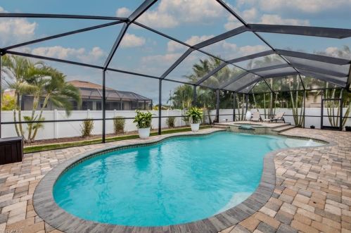 13 35th Ave, Cape Coral, FL 33993-0069