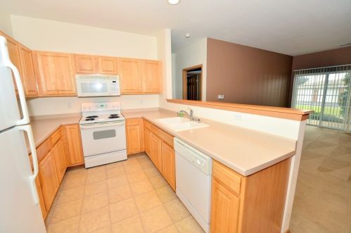 6746 100th Pl, Kenosha, WI 53158-3388