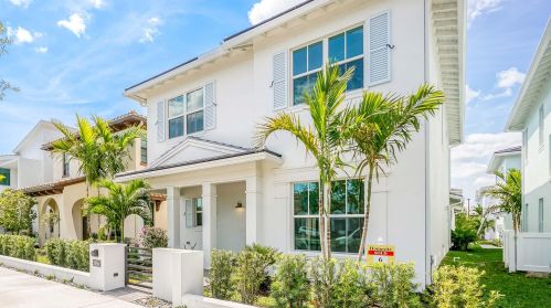 5050 Grandiflora Rd, West Palm Beach, FL 33418
