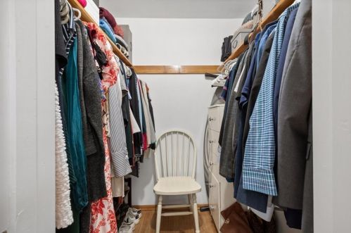 319 Questend Ave, Pittsburgh PA 15228-2461 exterior