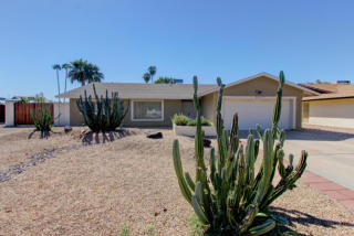 3627 Calavar Rd, Phoenix, AZ 85053-5514