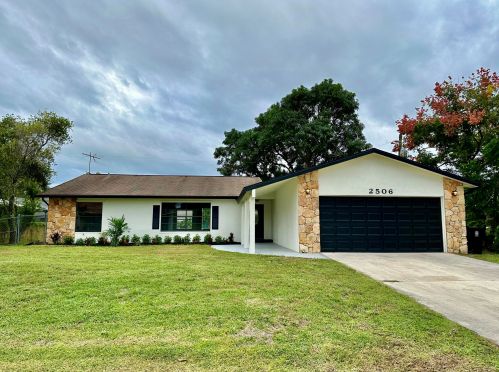 2506 Grotto Cir, Fort Pierce, FL 34953-2926