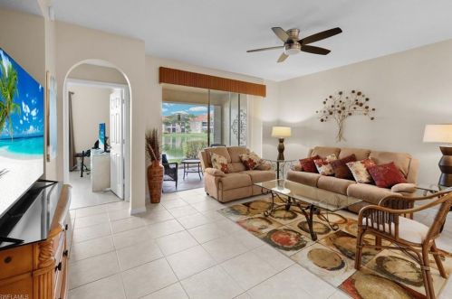 6336 Huntington Lakes Cir, Naples, FL 34119-8982