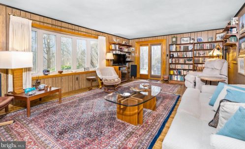 10 Cliffe Dr, Wilmington DE  19809-1602 exterior