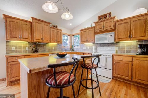 5195 200th St, Columbus MN  55025 exterior