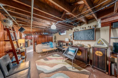 2646 72nd St, Milwaukee WI  53219-2533 exterior