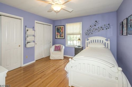 3 Shirewood Dr, Scotch Plains NJ 07076-2513 exterior