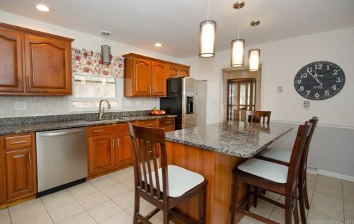 14 Foote Hill Rd, Northford CT  06472-1335 exterior