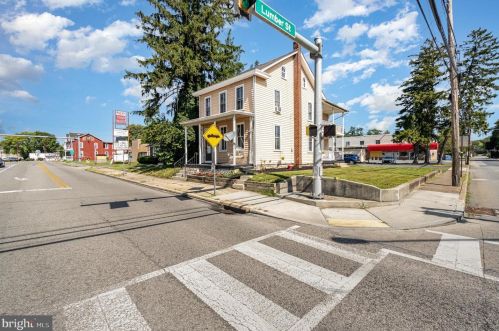 296 2nd St, Highspire PA  17034-1555 exterior