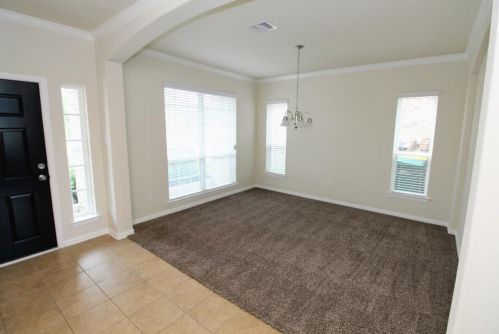 627 Oak Circle Dr, Conroe TX  77301-3167 exterior