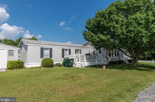 37551 Pear Tree Ln, Selbyville, DE 19975-4211