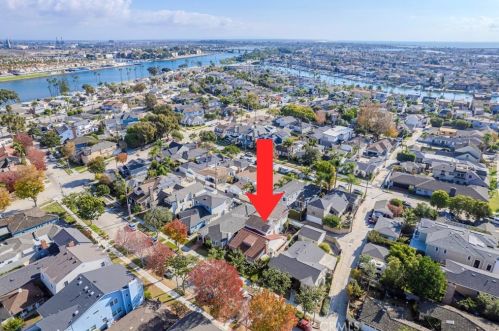 286 Glendora Ave, Long Beach CA 90803-3513 exterior