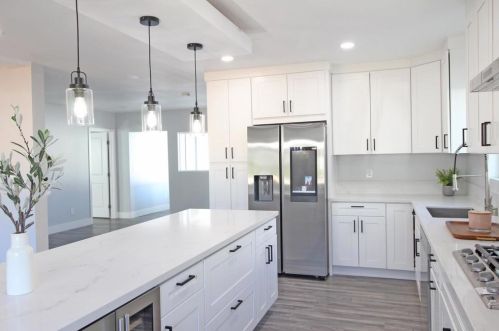 4542 Palm Ave, La Mesa CA  91941-5586 exterior