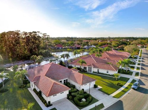 5893 Northridge Dr, Naples FL  34110-2376 exterior