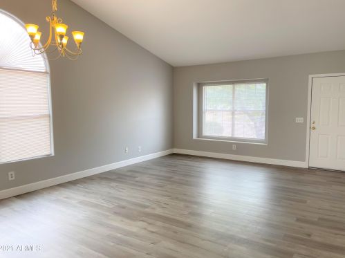 1340 Chicago St, Chandler, AZ 85224-5232