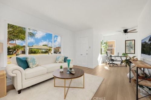 6139 Hazelbrook Ave, Lakewood CA  90712-1162 exterior