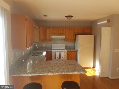 861 Northfield Ct, Harrisonburg VA  22802-4828 exterior