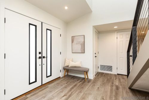 11095 Forestview Ln, San Diego, CA 92131-1327
