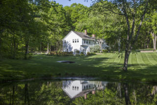 76 Quarry Rd, Bridgewater, CT 06752-1116