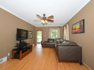 3513 Boardman St, Minneapolis, MN 55417-2142