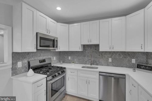 48 Homestead Ave, Trenton NJ  08638-3754 exterior