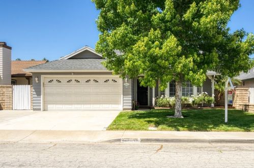 28471 Victoria Rd, Santa Clarita, CA 91384-3046